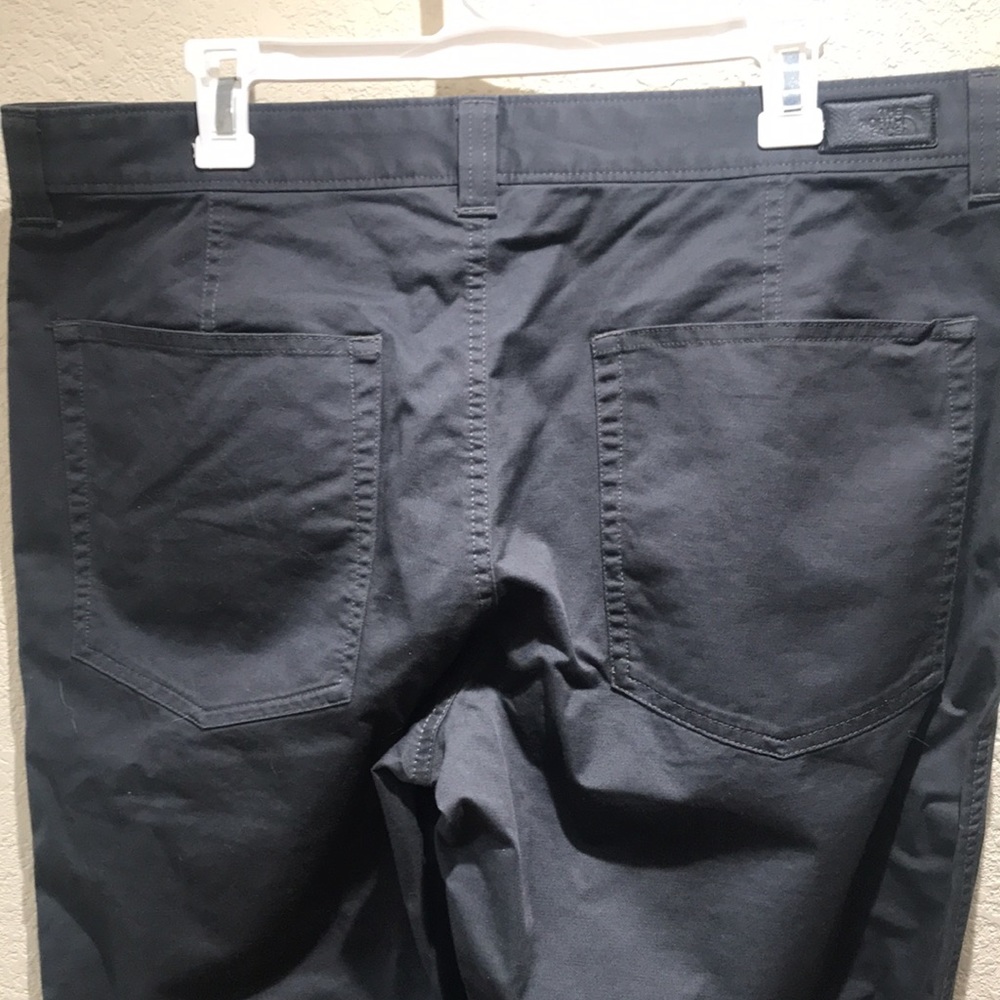 North Face, Asphalt Grey, W38